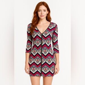 B Envied Tunic Blue Red Geometric Designs Small